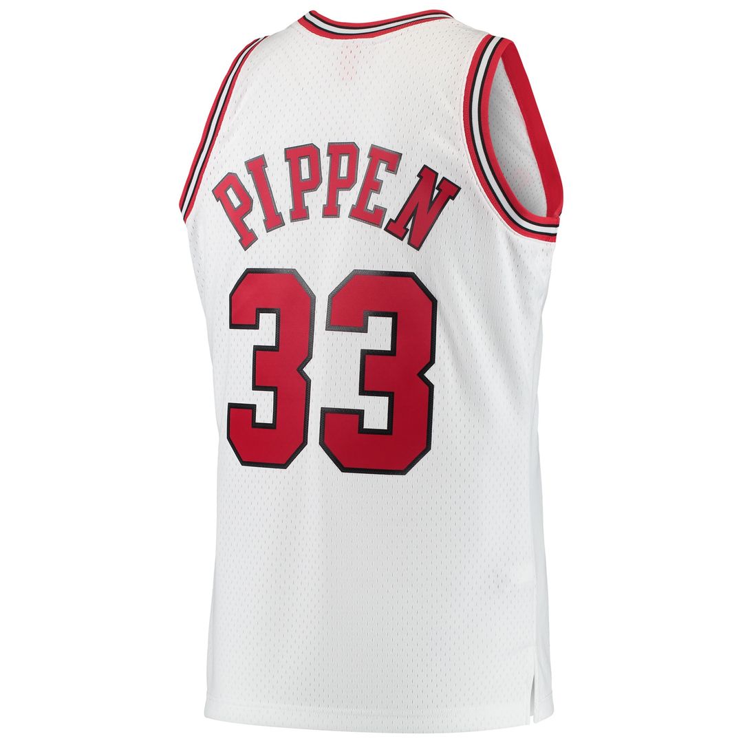 Scottie Pippen Chicago Bulls Mitchell & Ness 1997/98 Hardwood Classics Swingman Jersey - Black