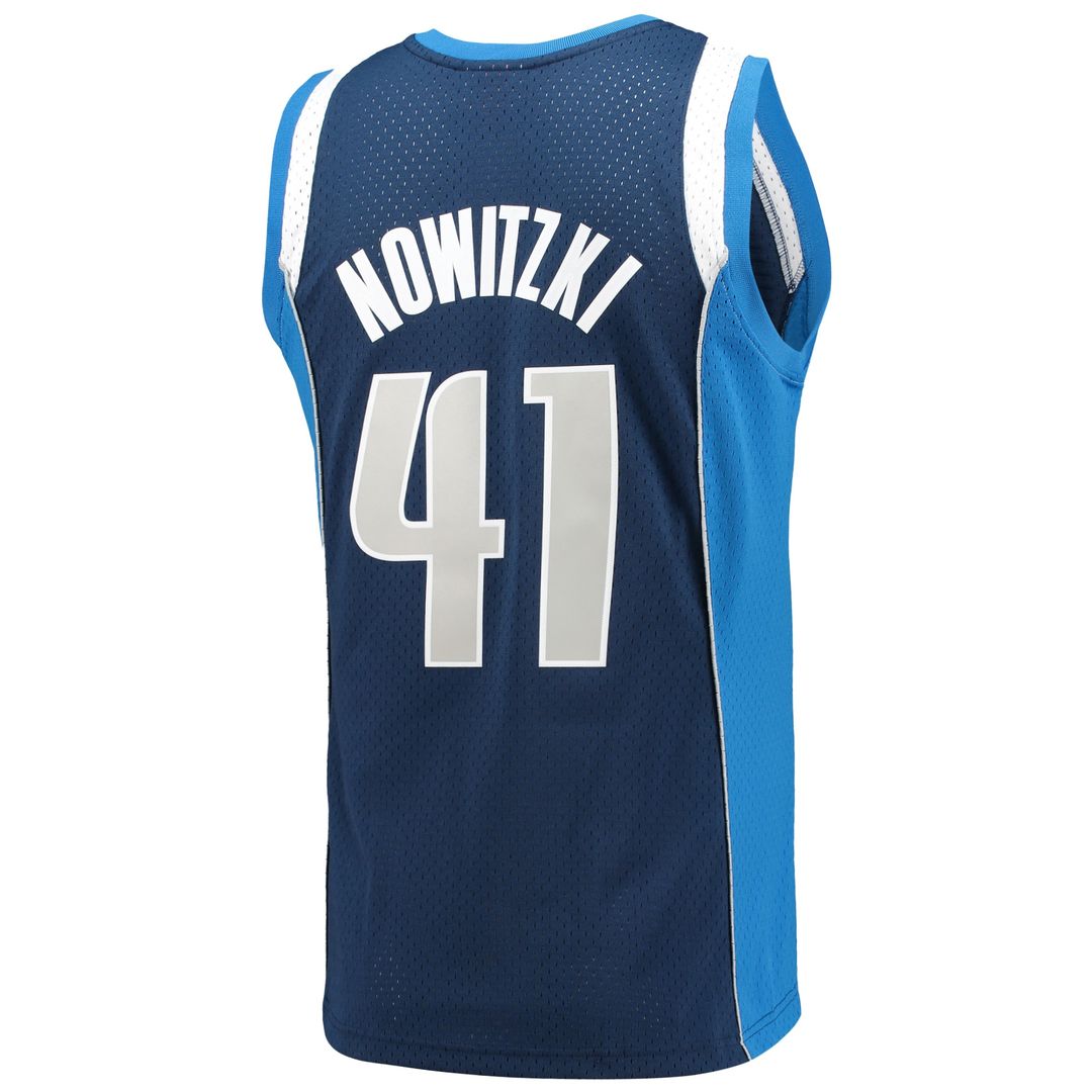 Dirk Nowitzki Dallas Mavericks Mitchell & Ness 2011/12 Hardwood Classics Swingman Jersey - Navy