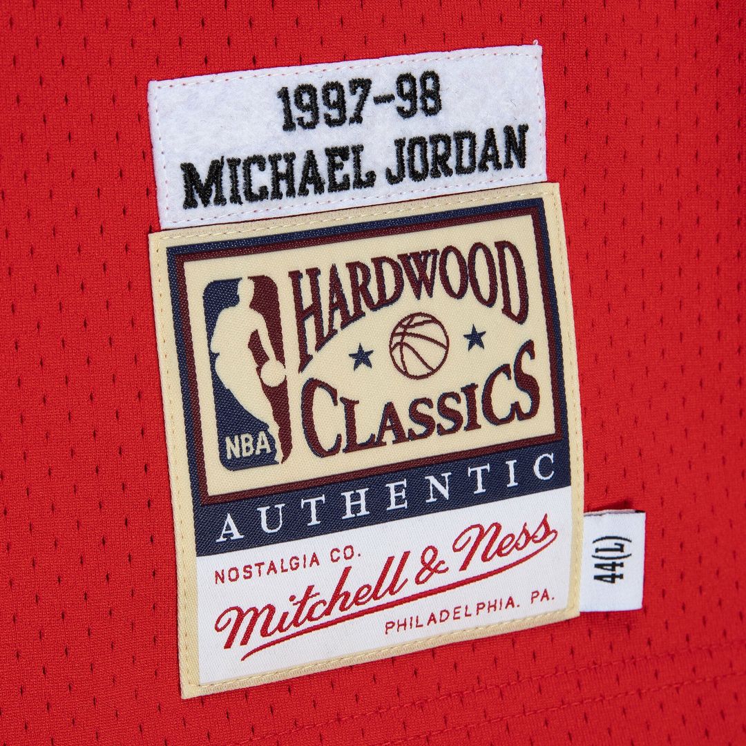 Michael Jordan Chicago Bulls Mitchell & Ness 1997 - 98 Authentic Jersey - Red